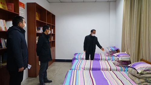 周金平到楚星公司、松滋肥業檢查疫情防控情況(圖2)