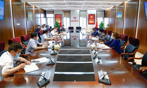 宜昌市委常委鮑清芬一行到集團總部調研督導(圖1) 宜昌市委常委鮑清芬一行到集團總部調研督導(圖1)