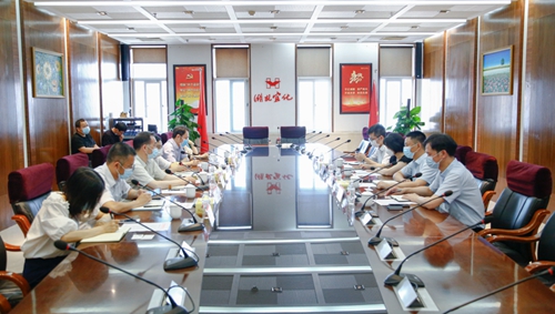 中國信保湖北分公司黨委書記、總經理劉正茂一行到訪宜化集團(圖1) 中國信保湖北分公司黨委書記、總經理劉正茂一行到訪宜化集團(圖1)