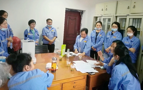 宜化多人獲獎(jiǎng)!2020年宜昌市化學(xué)檢驗(yàn)員職業(yè)技能競(jìng)賽成功舉辦!(圖2) 宜化多人獲獎(jiǎng)!2020年宜昌市化學(xué)檢驗(yàn)員職業(yè)技能競(jìng)賽成功舉辦!(圖2)