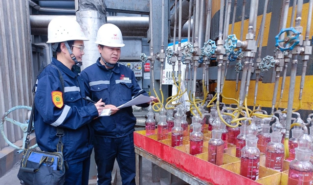 “小指標”競賽激發生產“大活力”(圖1) “小指標”競賽激發生產“大活力”(圖1)