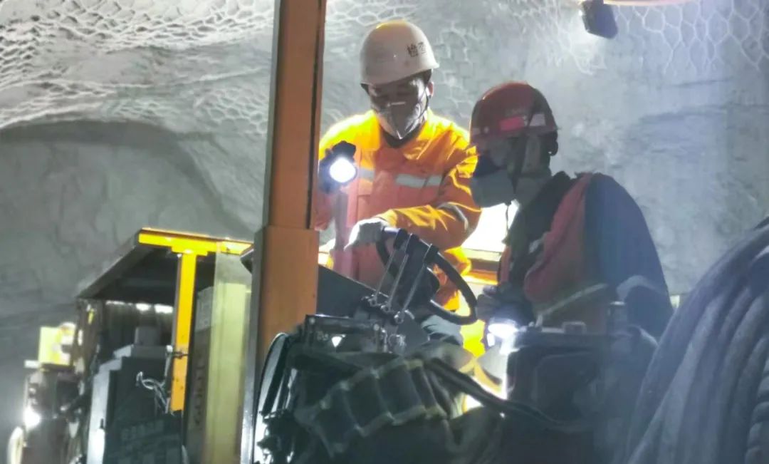 【宜化榜樣】金牌能手蔣宏斌:勇于探索,立足崗位創(chuàng)一流(圖4) 圖片