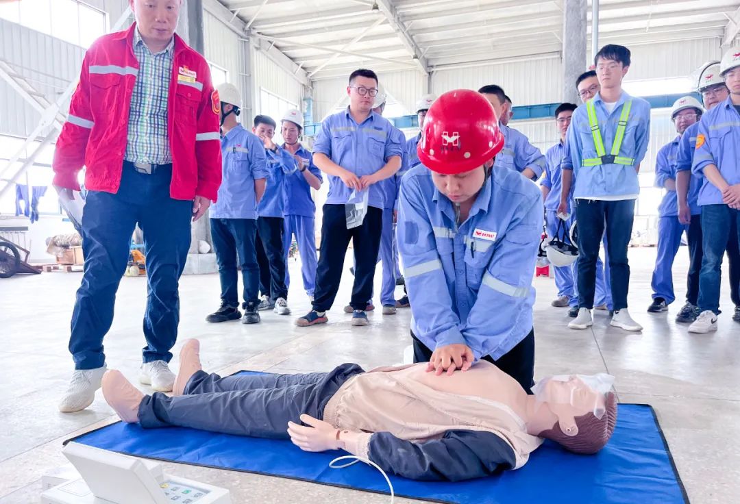 【安全生產(chǎn)月】降解新材料公司開展消防應(yīng)急技能比武(圖6) 圖片