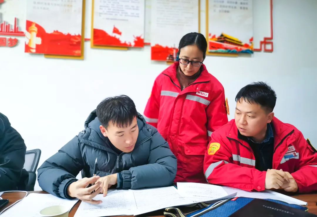 【三八特輯】楚星公司王芳:柔肩擔重任,為公司安全生產穩定貢獻巾幗力量(圖5) 【三八特輯】楚星公司王芳:柔肩擔重任,為公司安全生產穩定貢獻巾幗力量(圖5)