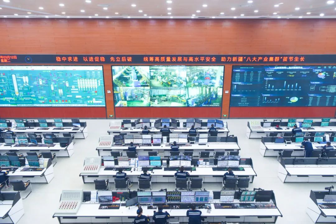 新疆宜化:開(kāi)足馬力忙生產(chǎn),全力搶抓“開(kāi)門(mén)紅”(圖5) 新疆宜化:開(kāi)足馬力忙生產(chǎn),全力搶抓“開(kāi)門(mén)紅”(圖5)